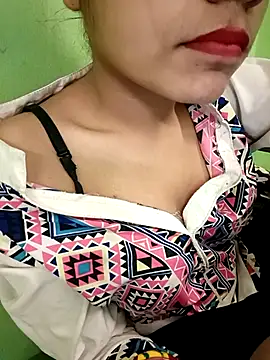 EACH 555 online show from February 3, 2026, 6:22 am