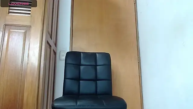 Snapshot of crissantillana chatting on February 8, 2025, 4:14 pm crissantillana online show from February 8, 2025, 4:14 pm