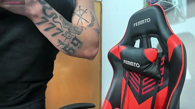 Snapshot of crissantillana chatting on January 24, 2025, 9:37 pm crissantillana online show from January 24, 2025, 9:37 pm