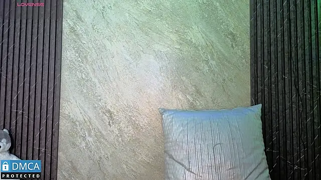 Snapshot of SolBeaumont1 chatting on October 16, 2025, 7:44 pm SolBeaumont1 online show from October 16, 2025, 7:44 pm