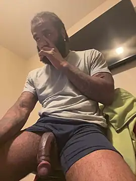 GoodGirlLover13 online show from February 5, 2025, 12:42 am