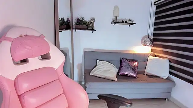 yenny garcia online show from March 20, 2026, 6:31 pm