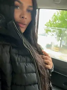 charris stefannia online show from May 5, 2026, 12:41 pm