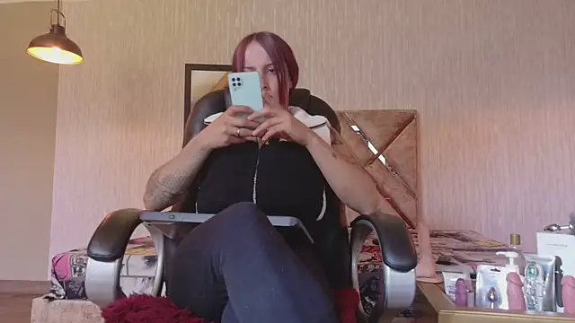 engel devil online show from November 8, 2025, 12:42 pm