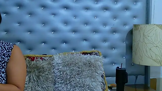 Snapshot of EileenBenzon chatting on August 3, 2026, 2:34 pm EileenBenzon online show from August 3, 2026, 2:34 pm