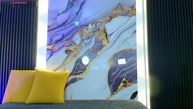 Snapshot of Lil_eva2 chatting on February 11, 2026, 7:25 pm Lil eva2 online show from February 11, 2026, 7:25 pm