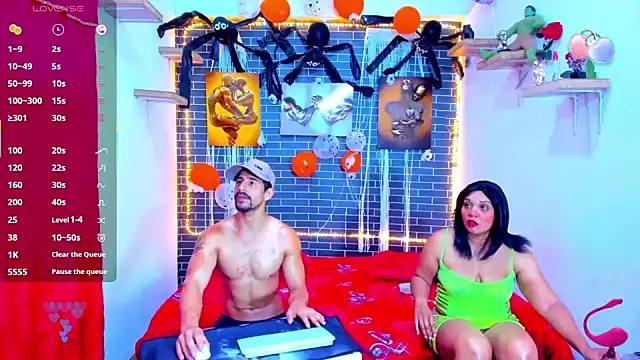 Snapshot of alessandro27yleonora chatting on October 22, 2025, 11:20 am alessandro27yleonora online show from October 22, 2025, 11:20 am