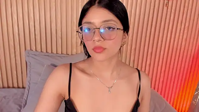 lana dol online show from December 14, 2025, 1:39 pm