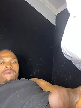 Snapshot of BlueIceCube chatting on March 19, 2025, 11:14 pm BlueIceCube online show from March 19, 2025, 11:14 pm