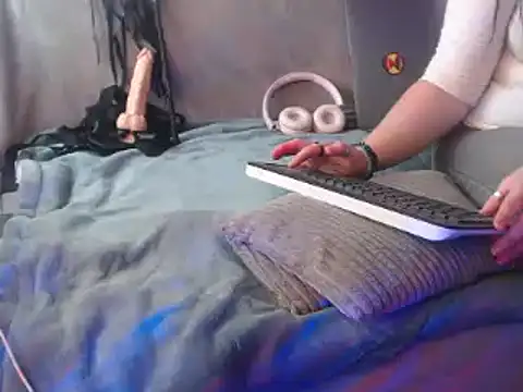 GoddessMonicaNylon online show from October 7, 2025, 10:00 pm