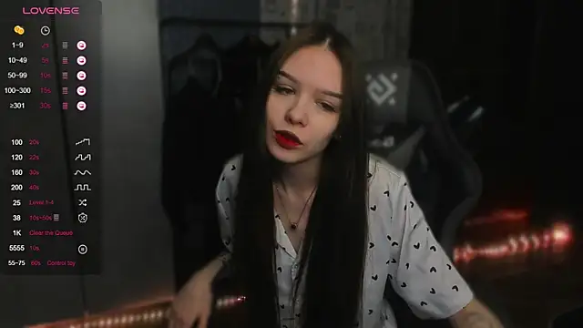 Snapshot of SweetyDeviliya chatting on October 14, 2025, 4:35 am SweetyDeviliya online show from October 14, 2025, 4:35 am