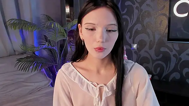 AliceBrunne online show from March 6, 2025, 6:08 am