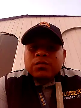 Snapshot of zeta29 chatting on January 17, 2025, 11:51 pm zeta29 online show from January 17, 2025, 11:51 pm