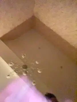 Snapshot of Leo013013 chatting on October 2, 2025, 12:58 am Leo013013 online show from October 2, 2025, 12:58 am