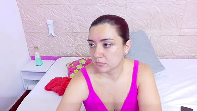 Snapshot of kinky_redhead18 chatting on March 21, 2026, 1:15 pm kinky redhead18 online show from March 21, 2026, 1:15 pm