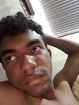 Snapshot of Reynold2608 chatting on January 8, 2025, 5:48 pm Reynold2608 online show from January 8, 2025, 5:48 pm