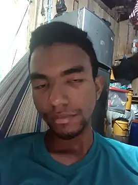 Snapshot of Reynold2608 chatting on December 5, 2025, 3:05 am Reynold2608 online show from December 5, 2025, 3:05 am