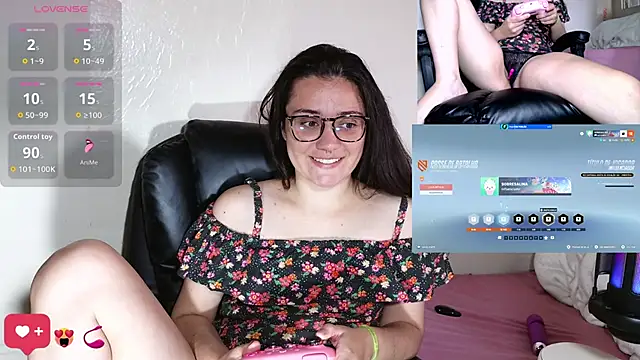 Snapshot of sobresalinaa chatting on October 14, 2025, 10:16 am sobresalinaa online show from October 14, 2025, 10:16 am