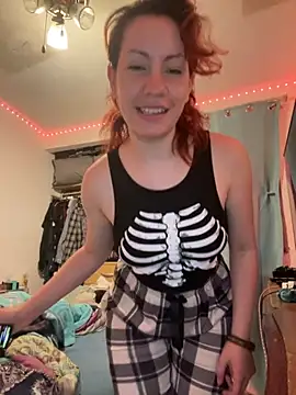 Snapshot of Nina-Chick777 chatting on October 13, 2025, 6:04 am Nina-Chick777 online show from October 13, 2025, 6:04 am