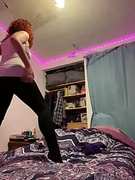 Snapshot of Nina-Chick777 chatting on October 21, 2025, 1:27 am Nina-Chick777 online show from October 21, 2025, 1:27 am