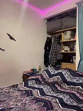 Snapshot of Nina-Chick777 chatting on October 19, 2025, 7:22 am Nina-Chick777 online show from October 19, 2025, 7:22 am