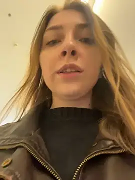 Sunny   Bunny online show from April 26, 2026, 11:07 am