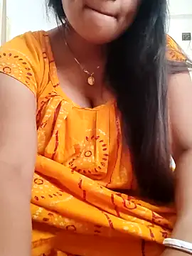 Snapshot of Priya_2222 chatting on February 28, 2025, 6:10 am Priya 2222 online show from February 28, 2025, 6:10 am