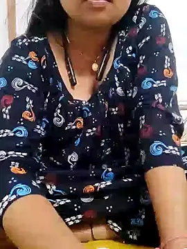 Snapshot of Priya_2222 chatting on January 16, 2025, 10:53 am Priya 2222 online show from January 16, 2025, 10:53 am
