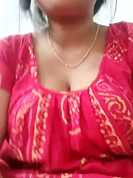 Snapshot of Priya_2222 chatting on March 13, 2025, 5:18 pm Priya 2222 online show from March 13, 2025, 5:18 pm