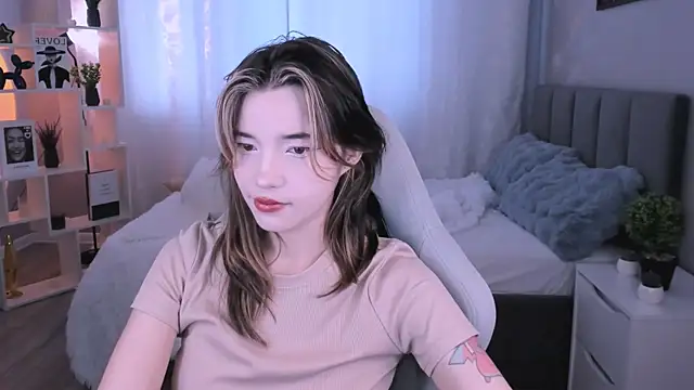 as1an girlfriend online show from June 25, 2026, 3:15 am