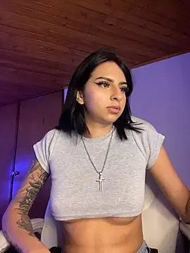 Hilary pinkk online show from April 26, 2026, 11:46 pm
