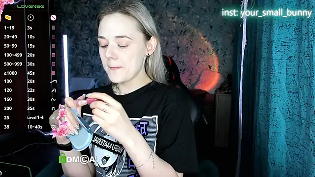 Your small bunny online show from July 3, 2026, 2:07 am