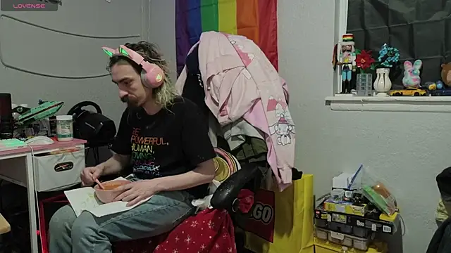 Snapshot of tallnerdyguy chatting on March 14, 2026, 3:12 am tallnerdyguy online show from March 14, 2026, 3:12 am