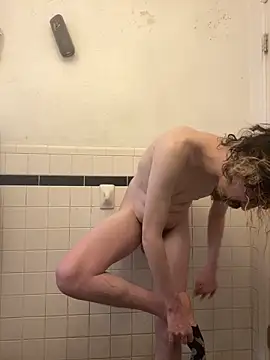 Snapshot of tallnerdyguy chatting on March 11, 2026, 10:15 pm tallnerdyguy online show from March 11, 2026, 10:15 pm