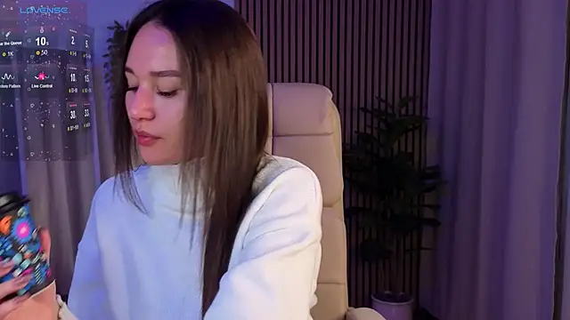 Snapshot of margeriTirell chatting on October 8, 2025, 2:35 am margeriTirell online show from October 8, 2025, 2:35 am