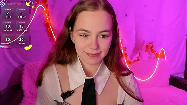 Snapshot of Fox_Lisa chatting on November 10, 2025, 8:58 pm Fox Lisa online show from November 10, 2025, 8:58 pm