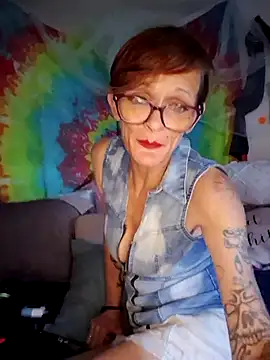 Snapshot of ivylee31 chatting on June 25, 2026, 10:37 pm ivylee31 online show from June 25, 2026, 10:37 pm