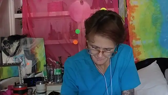 Snapshot of ivylee31 chatting on July 14, 2026, 8:37 pm ivylee31 online show from July 14, 2026, 8:37 pm