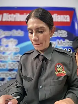 Alysson-- online show from October 16, 2025, 2:58 pm