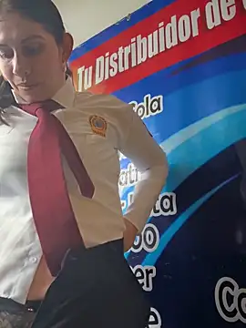 Alysson-- online show from November 17, 2025, 12:53 pm