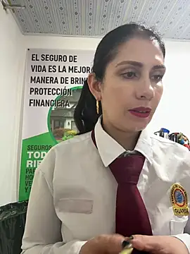 Snapshot of Alysson-- chatting on February 16, 2026, 2:16 pm Alysson-- online show from February 16, 2026, 2:16 pm