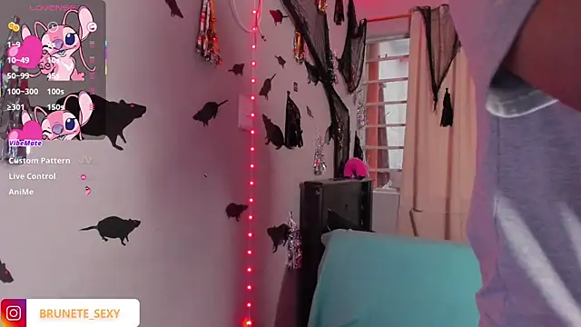 Brunettesexy0 online show from October 29, 2025, 3:44 pm