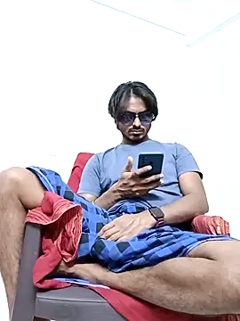 Samser0403 online show from October 19, 2025, 6:43 pm