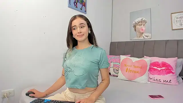 naughtyloverss online show from March 7, 2026, 3:28 pm