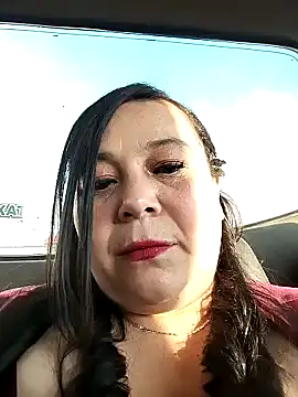 sara pineros online show from January 7, 2025, 10:08 pm