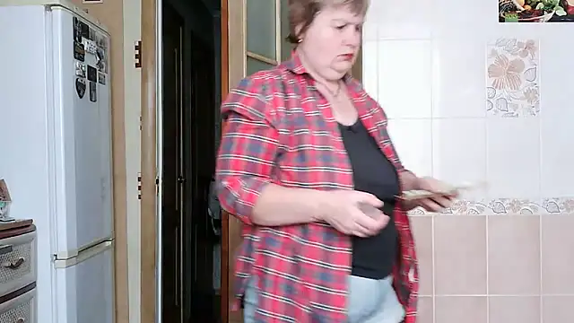 Ettie Tonia online show from February 5, 2026, 10:11 am