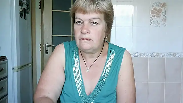 Ettie Tonia online show from September 26, 2025, 8:21 am