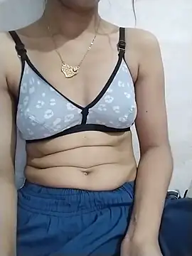 Snapshot of Cute-Ridhima chatting on June 8, 2026, 1:00 am Cute-Ridhima online show from June 8, 2026, 1:00 am