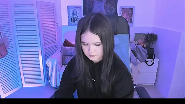 Snapshot of Elainebeness chatting on October 24, 2025, 7:13 pm Elainebeness online show from October 24, 2025, 7:13 pm