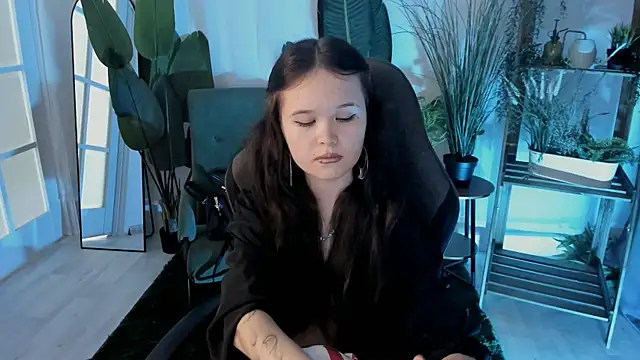Snapshot of Elainebeness chatting on July 11, 2026, 4:29 pm Elainebeness online show from July 11, 2026, 4:29 pm